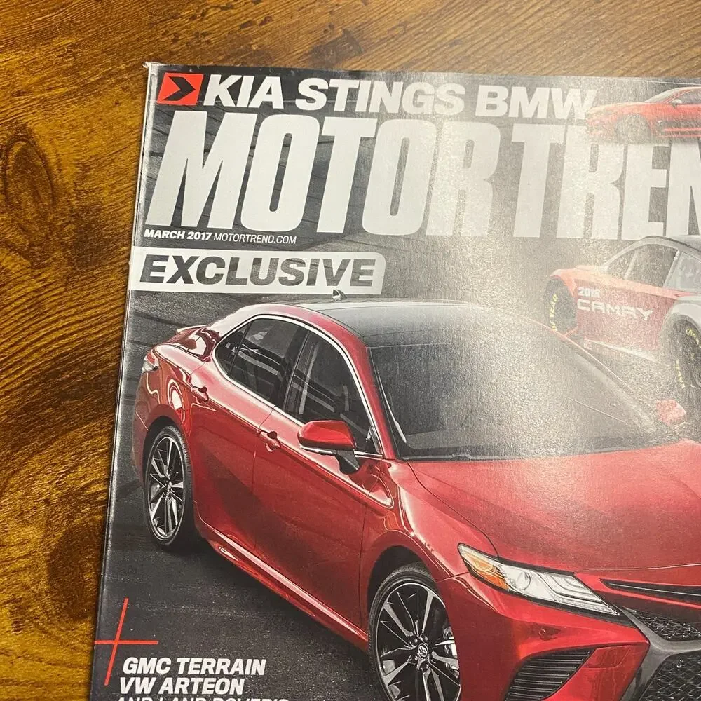 Motor Trend Magazine March 2017 Born Again! New Camry & NASCAR Racer